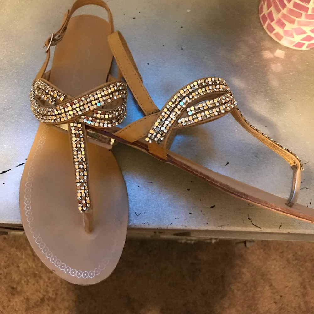 GoGo Made In Italy 🇮🇹  38 Gorgeous Sandals - Picture 6 of 7